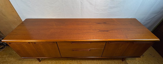 Vintage Meredew Teak Sideboard | 1960s | Mid-Century British Design
A beautifully elegant – Wood (photo 6 of 9)