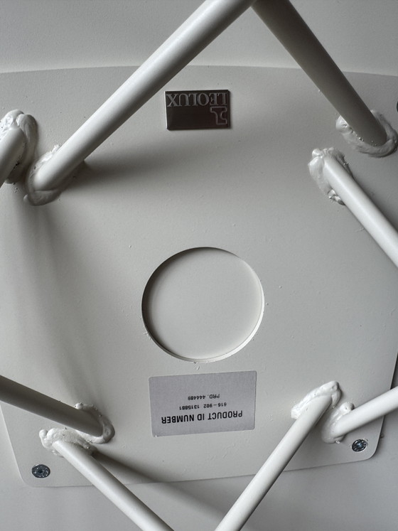 Image 1 of Leolux coffee table Cimber in