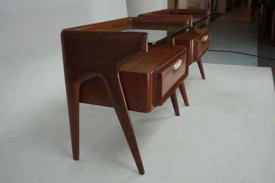 Image 1 of Ein Paar italienische Nachttische im Mid-Century-Modern-Stil, 1950er Jahre – Zugeschrieben an Dassi