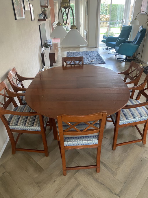 Coin repas Schuitema avec 6 chaises