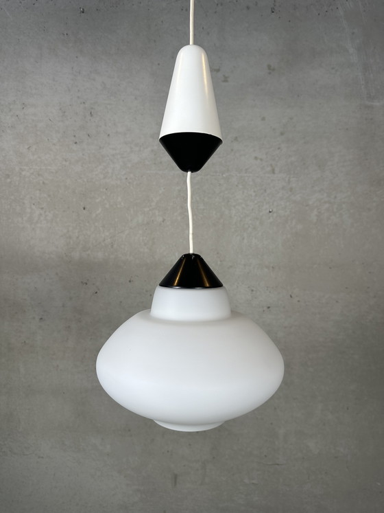 Image 1 of Vintage opaline hanglamp - Philips
