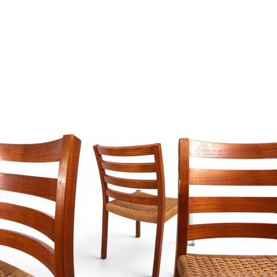 Image 1 of Niels Otto Møller Modèle 408, Ensemble de 4 chaises de salle à manger en teck Papercord pour J.L. Møllers, 1975