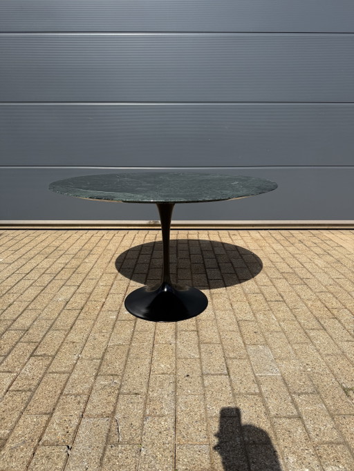 Original Round Knoll Tulip Dining Table (120cm) in Alpi Verdi Glossy In New Condition!! Eero Saarinen – eettafels, Marble