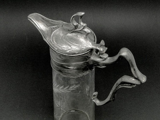 Weinkrug aus dem 20. Jahrhundert von PWQE, Deutschland, 1890er Jahre – Tafelgeschirr, Glass, Metal (photo 12 of 13)