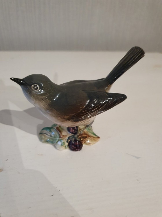 Image 1 of Beswick vogelbeeldje "Whitetroat" - modelnr 2106