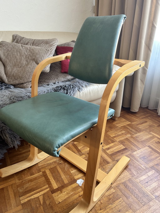 Stokke Actulum designstoel van ontwerper Peter Opsvik