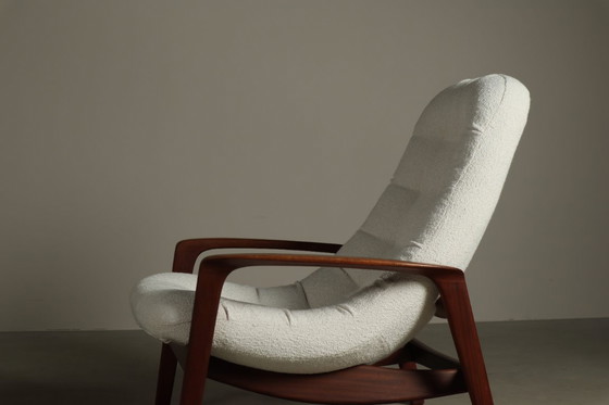 Image 1 of Chaise "Scoop" en teck avec ottoman par R.Huber & Co, 1960's