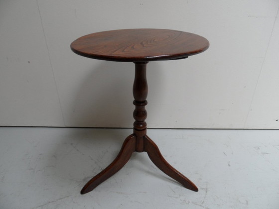 Image 1 of table d'appoint ronde ancienne