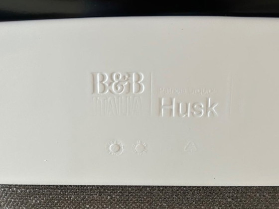 Image 1 of 2 prachtige B&B Italia Husk design stoelen