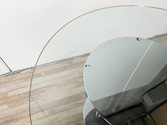 Image 1 of Table en métal vintage avec plateau en verre rond