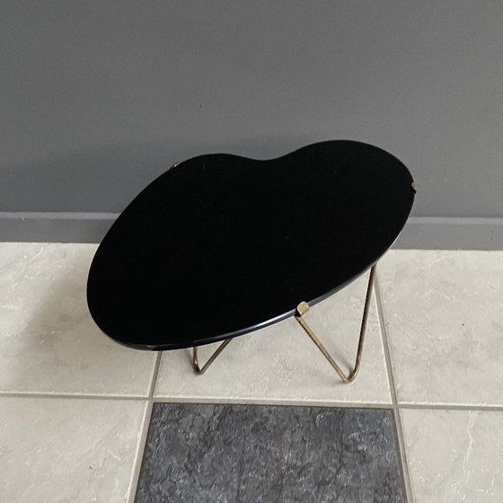 Black Glass Kidney Shape Small Side Table 1960s – Metal (photo 7 of 10)
