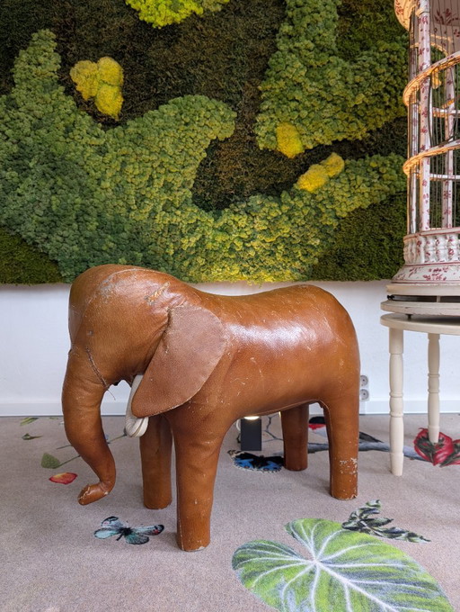 Poggiapiedi vintage a forma di elefante Dimitri Omersa