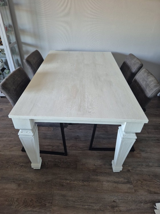 Image 1 of Dining table