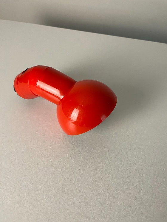 Image 1 of Zeldzame volledig rode vintage stekkerlamp uit 1980