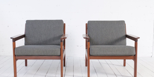 2x Easy Chairs