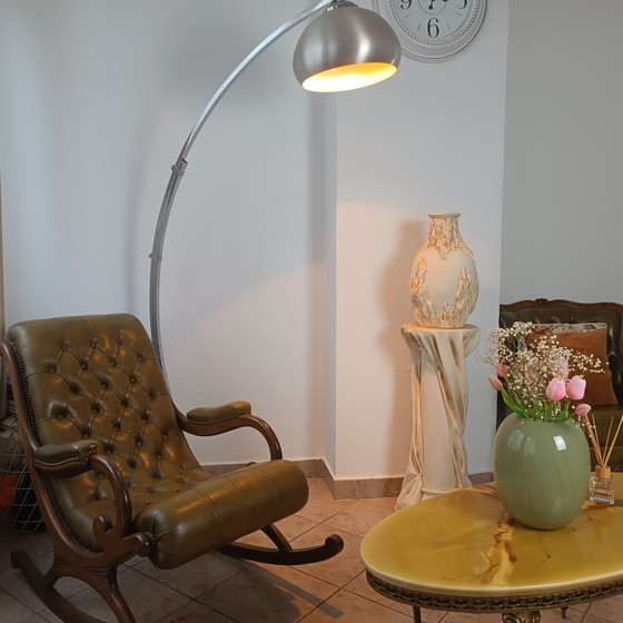 Image 1 of Lampadaire Arc Vintage Harvey Guzzini – Années 1970