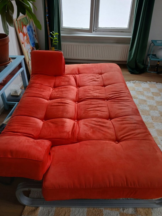 Image 1 of Divano in camoscio rosso vintage