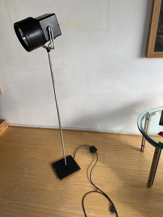 Image 1 of Fotografische zwarte vloerlamp met flexibele kap 