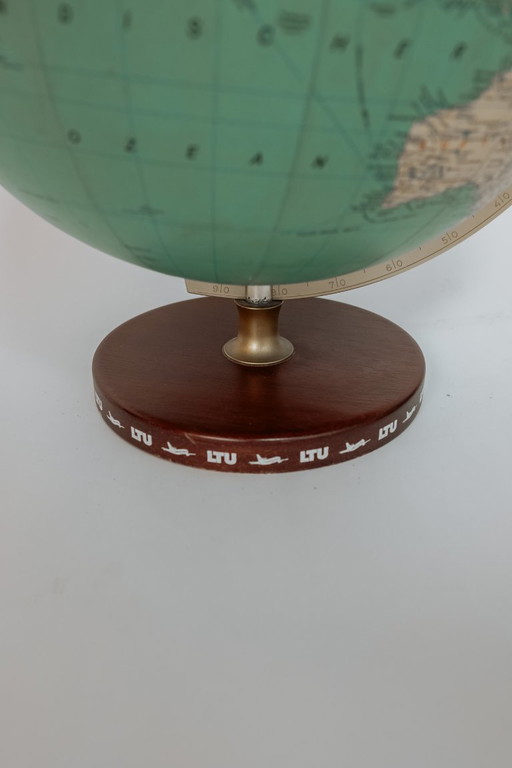 Vintage wereldbol uit de jaren 70