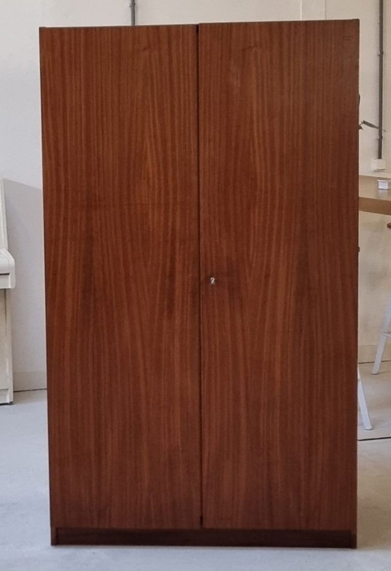 Image 1 of Mid Century kledingkast