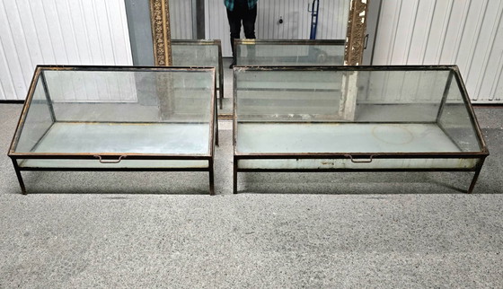 Image 1 of Coppia di vetrine inclinate - Inizio XX secolo