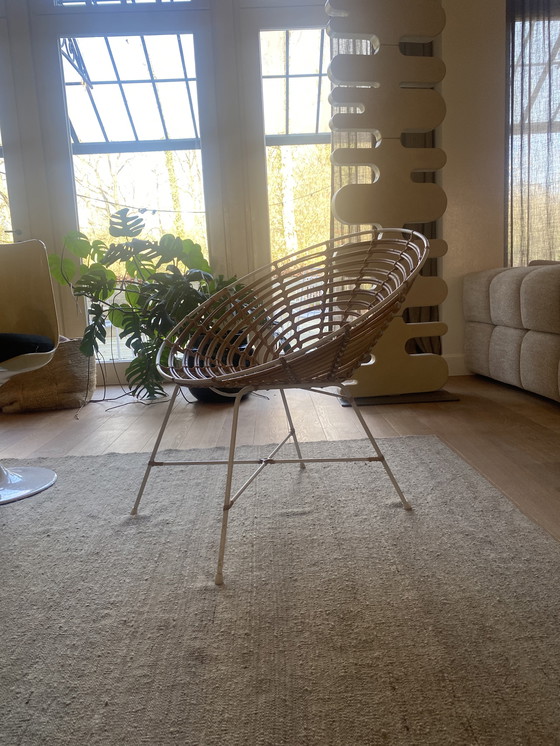 Image 1 of 2 Kuipstoeltjes rotàn mer beige zitkussén