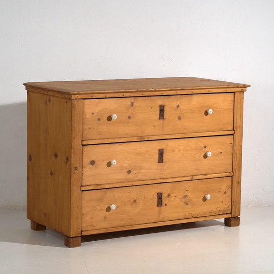 Antike Kommode mit drei Schubladen (ca. 1920) #17 – Kommoden, Rustic (photo 8 of 40)