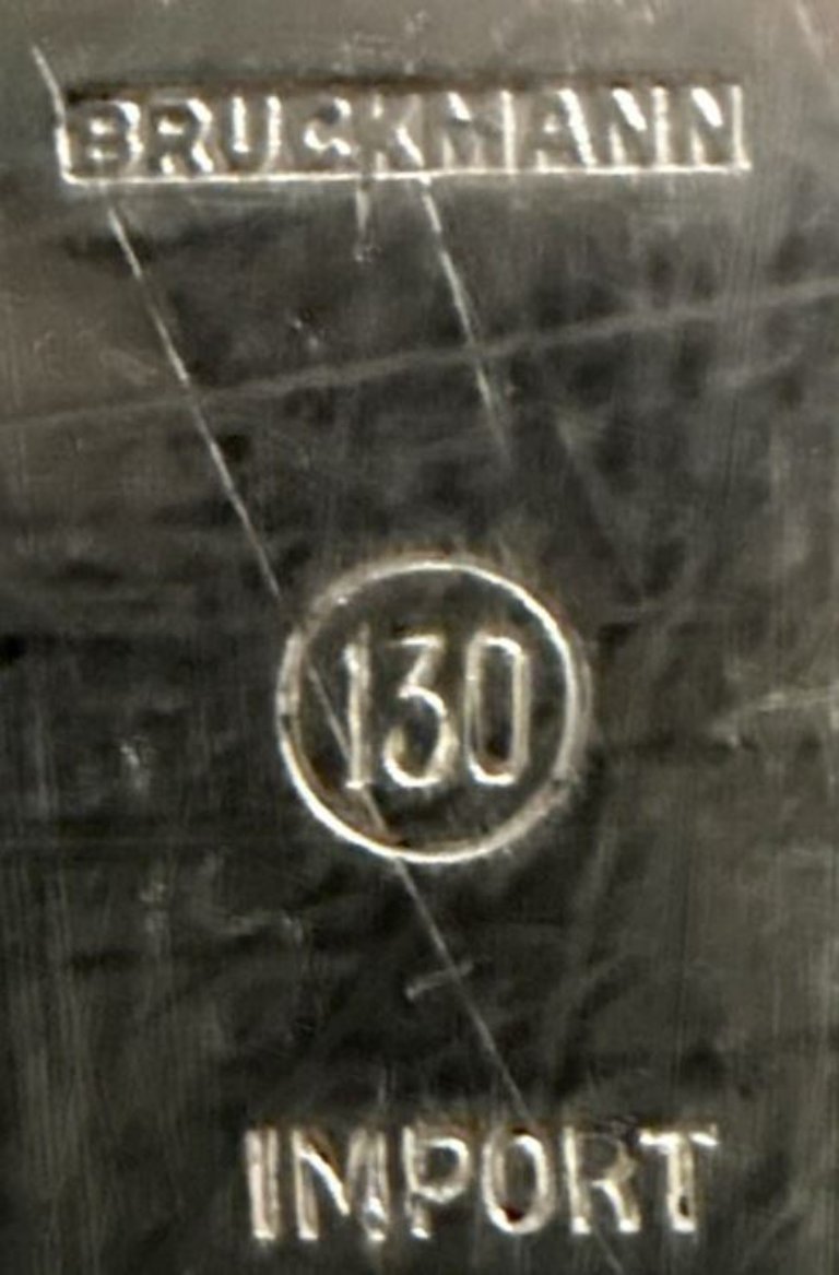 ② Paire de candélabres en argent massif 800