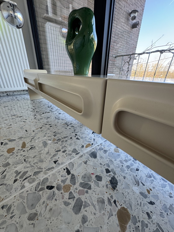 Image 1 of HK LIVING furniture Space