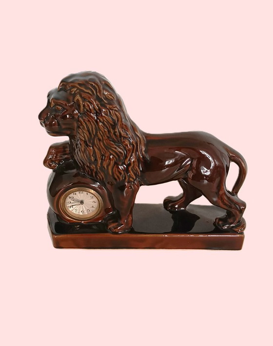 Image 1 of Reloj de repisa Scheurich en forma de león