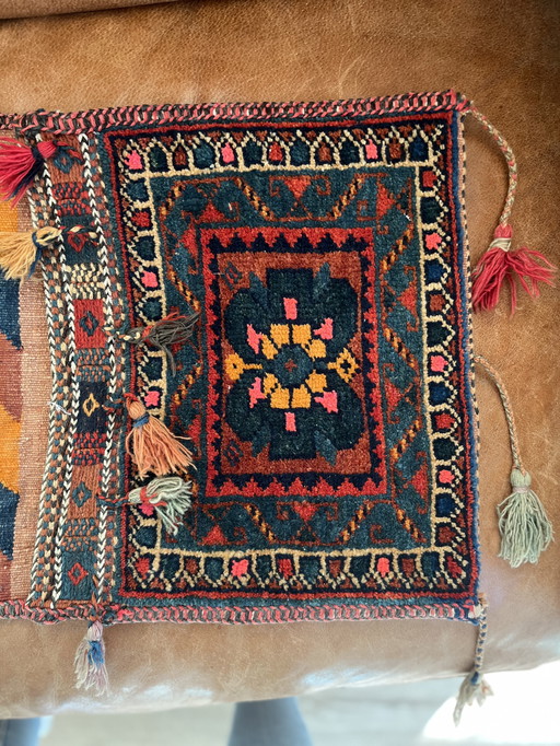 Antieke Perzische kamelentas (khorjin) – handgeweven wol – ca. 1900–1930