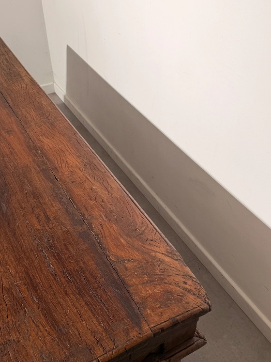 Mesa de centro grande de madera antigua tallada a mano, Mesas de centro (foto 5 de 7)