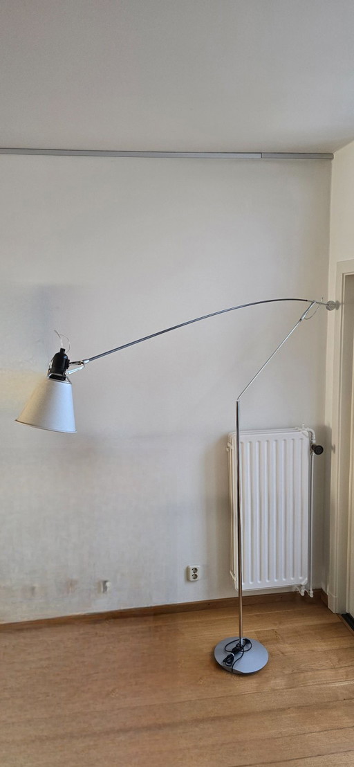 Design vloerlamp – Artemide, vloerlampen, Aluminium