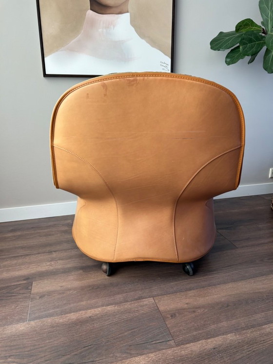 Image 1 of Poltrona + pouf De Padova