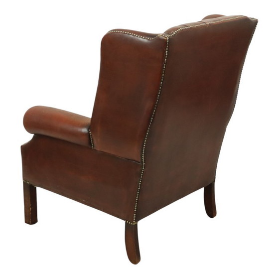 Image 1 of Oude Chesterfield Zetel Bruin Leder