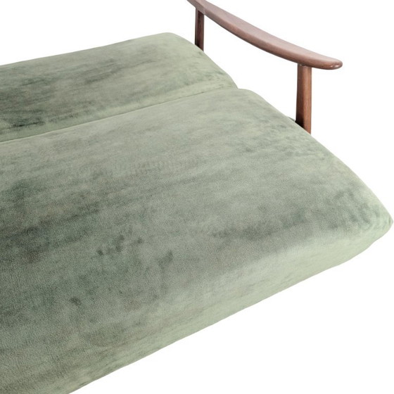 Image 1 of Driezitsbank uit het midden van de vorige eeuw, vintage bank, retro teakhouten bank, opklapbaar bed