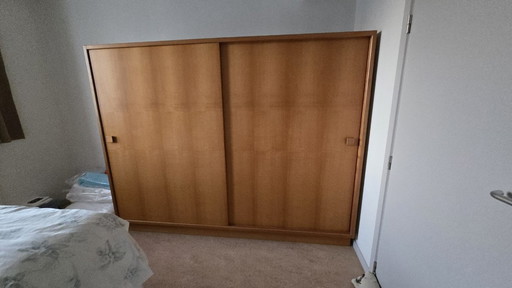 Van Den Berghe Pauvers Wardrobe
