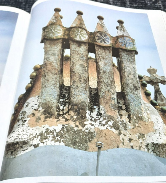 Image 1 of (W026) Antoni Gaudí Pocket Book – All Buildings | Coffee Table Book Architecture