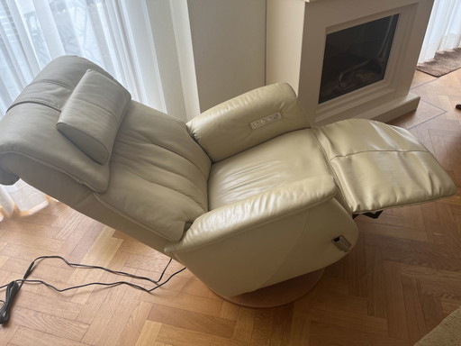 Prominenter Relaxsessel Göteborg mit Motor