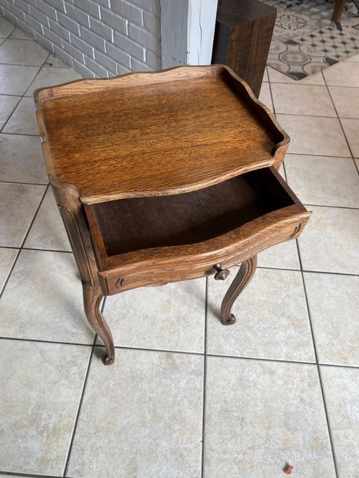 Nachtkastje nr. 2 met lade en nis in Lodewijk XV-stijl