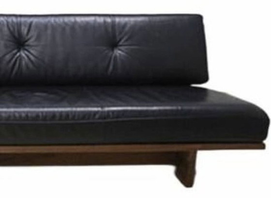 Image 1 of High-end 3-seater leather sofa