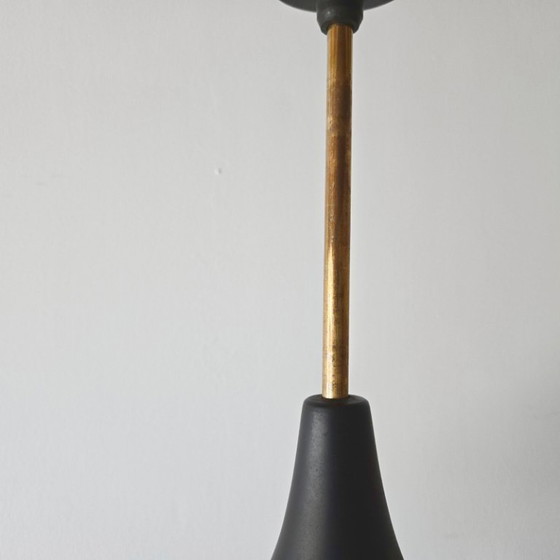 Image 1 of Vintage Arlus House hanglamp uit de jaren 50 in opaalglas, messing en metaal.