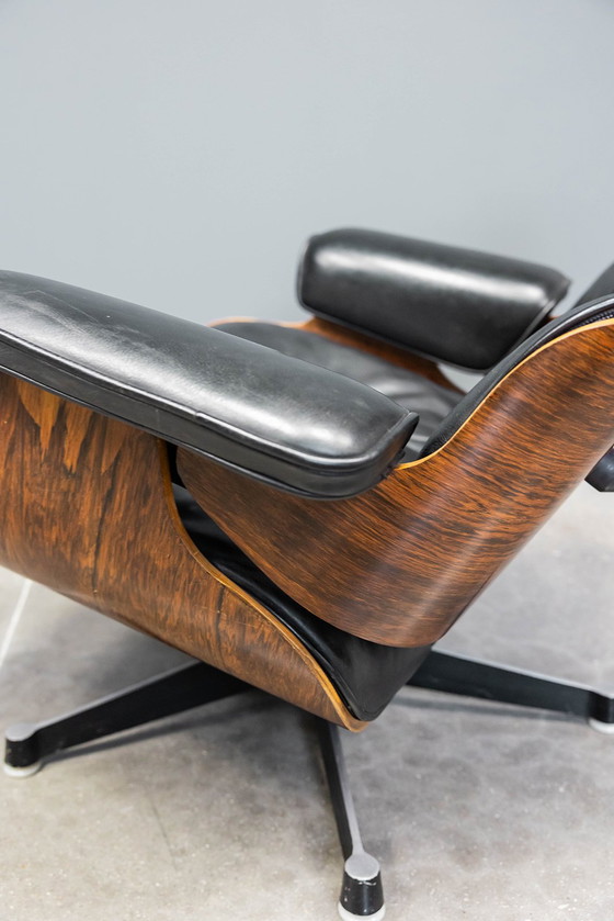 Image 1 of Eames Lounge Stoel + Ottoman