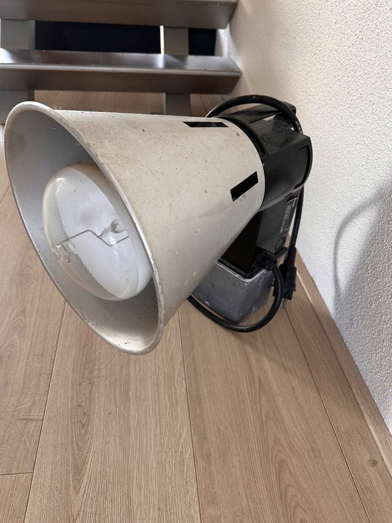Image 1 of Industrial Phillips HDK lamp