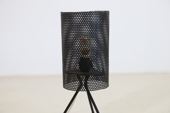 Image 1 of Lampada da tavolo Pilastro in metallo perforato di Tjerk Reijenga