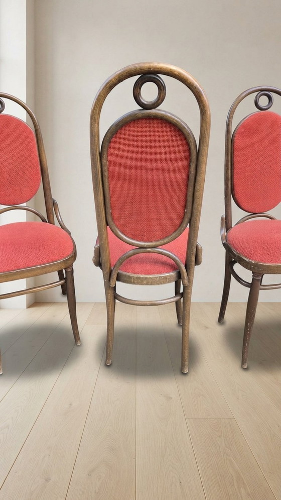 Ensemble de 8 chaises de salle à manger vintage en bois courbé à haut dossier, Thonet, années 1970, 45 × 40 × (photo 7 of 7)