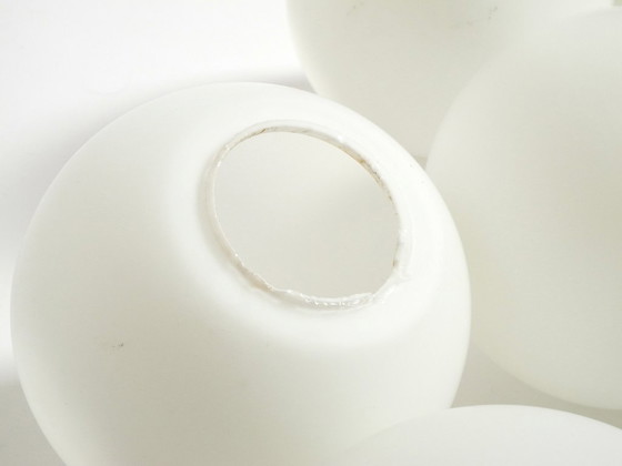 Image 1 of Wunderschöne Messing-Deckenleuchte im Space-Age-Stil der 1960er Jahre mit 8 Glaskugeln von Kaiser Leuchten