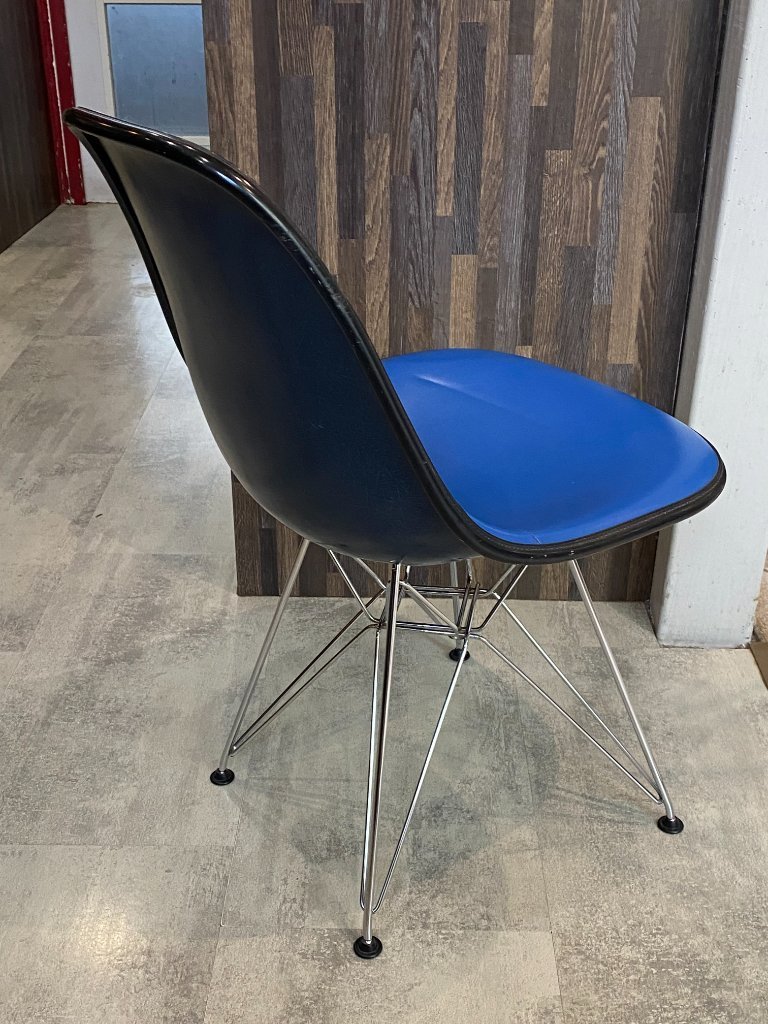 EAMES イームズ　ミッドセンチュリー　ビンテージ　60.s ブルーグレー Vintage Eames Herman Miller blue vinyl and fiberglass chair (50s