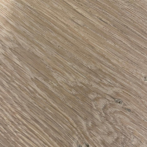 Image 1 of Eetkamertafel Air