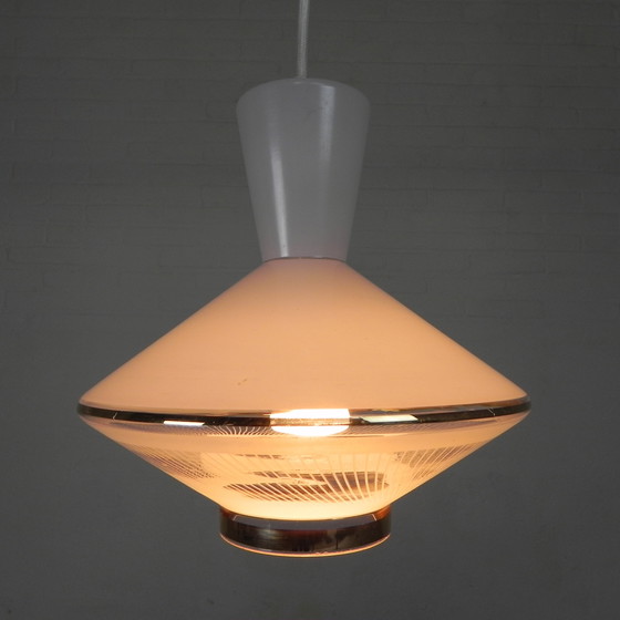 Image 1 of Lampada a sospensione con paralume in vetro modello UFO, anni '50
